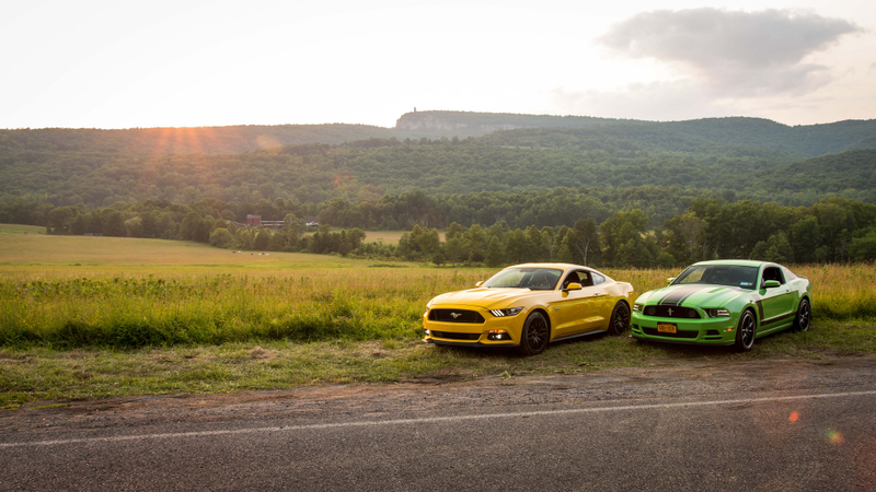 Illustration for article titled I Can’t Decide Between A New Ford Mustang GT Or An Old Boss 302